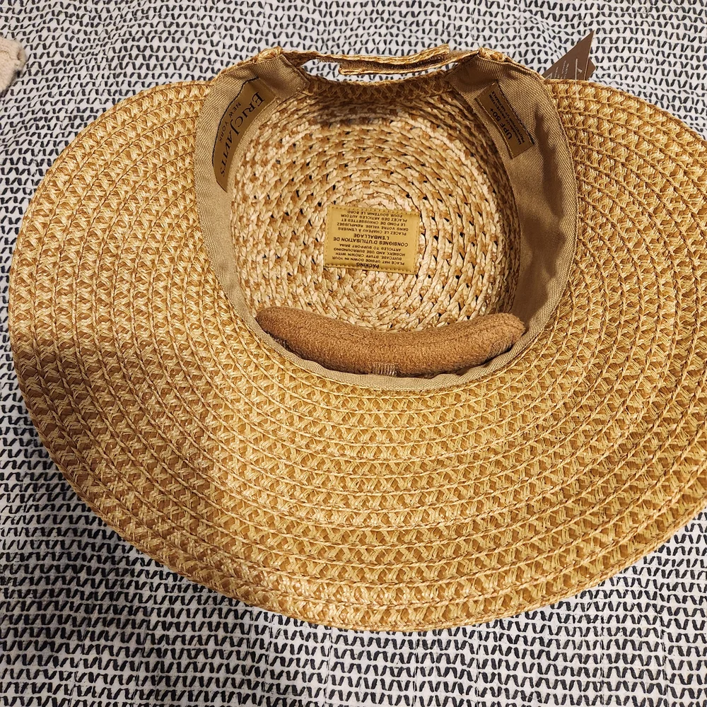 NWT Eric Javits Trophy Gal Visor Hat - Picture 3 of 5